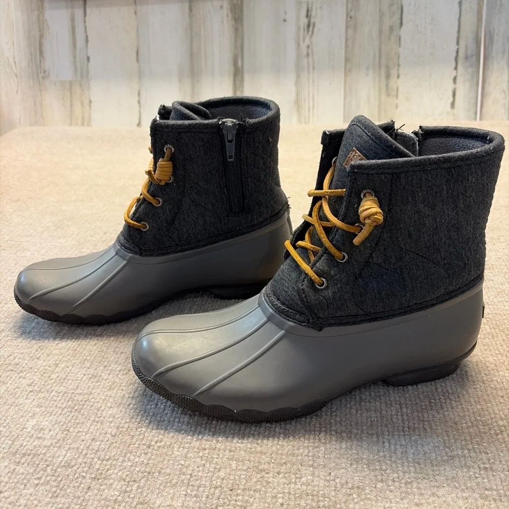Sperry Saltwater Fleece Shaft Duck Boots — Grey — Girls 6 (Women’s ~7.5)